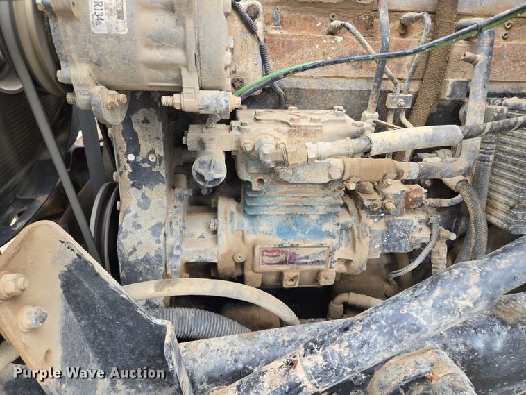 image for item EM7447 1995 Ford L9000 dump truck