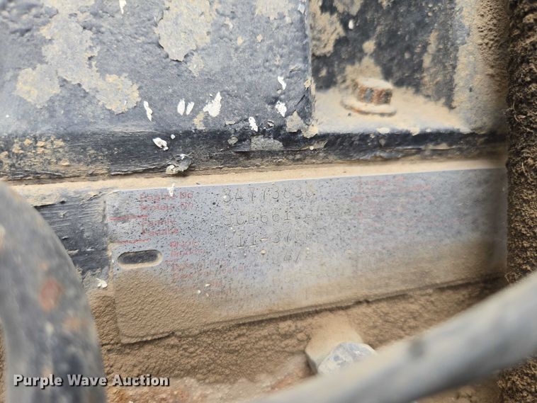 image for item EM7447 1995 Ford L9000 dump truck