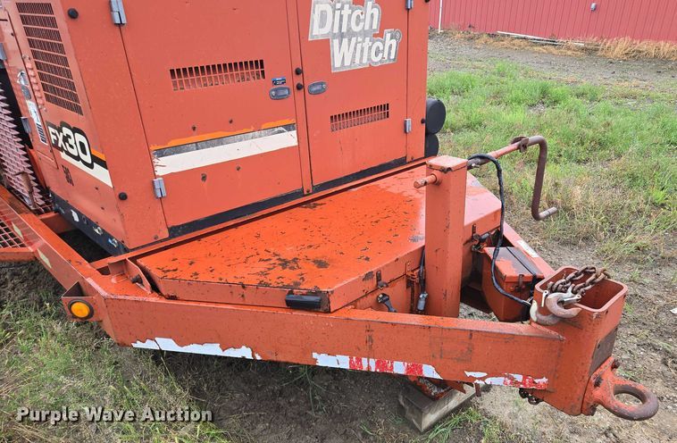image for item EM7448 2003 Ditch Witch FX30 vacuum excavator
