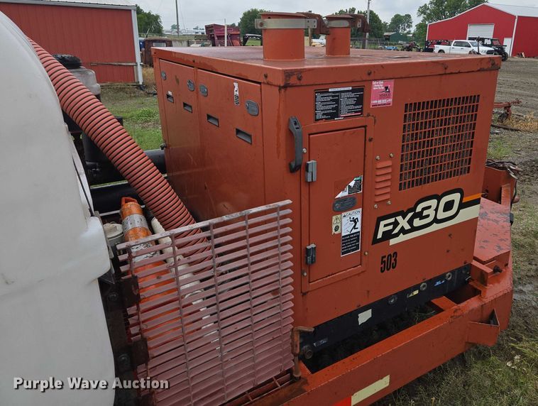 image for item EM7448 2003 Ditch Witch FX30 vacuum excavator