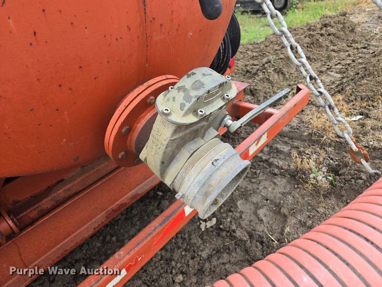 image for item EM7448 2003 Ditch Witch FX30 vacuum excavator