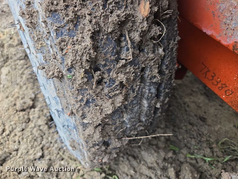 image for item EM7448 2003 Ditch Witch FX30 vacuum excavator