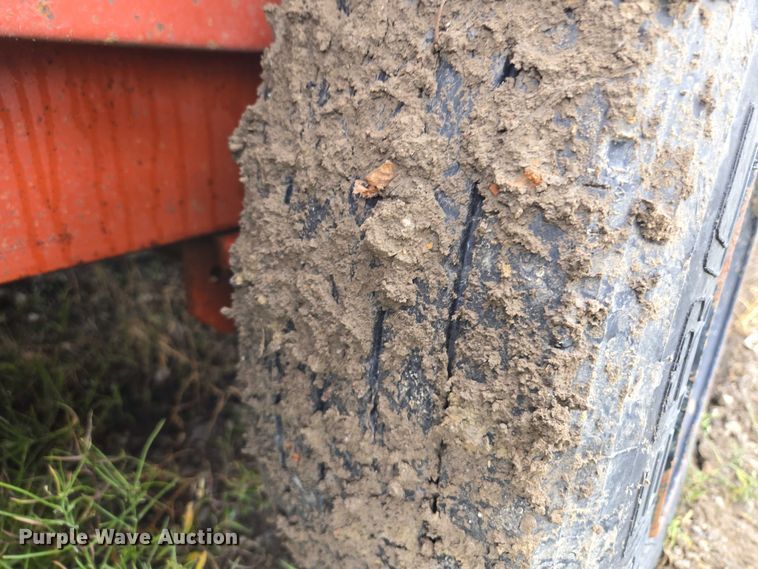 image for item EM7448 2003 Ditch Witch FX30 vacuum excavator