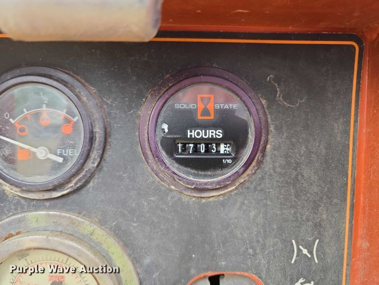 image for item EM7448 2003 Ditch Witch FX30 vacuum excavator