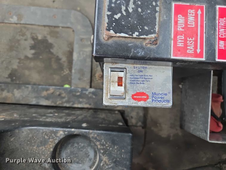 image for item EM7449 1999 Sterling L7501 semi truck