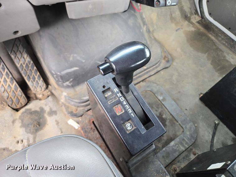 image for item EM7449 1999 Sterling L7501 semi truck