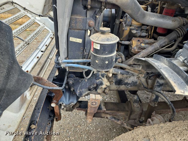 image for item EM7449 1999 Sterling L7501 semi truck