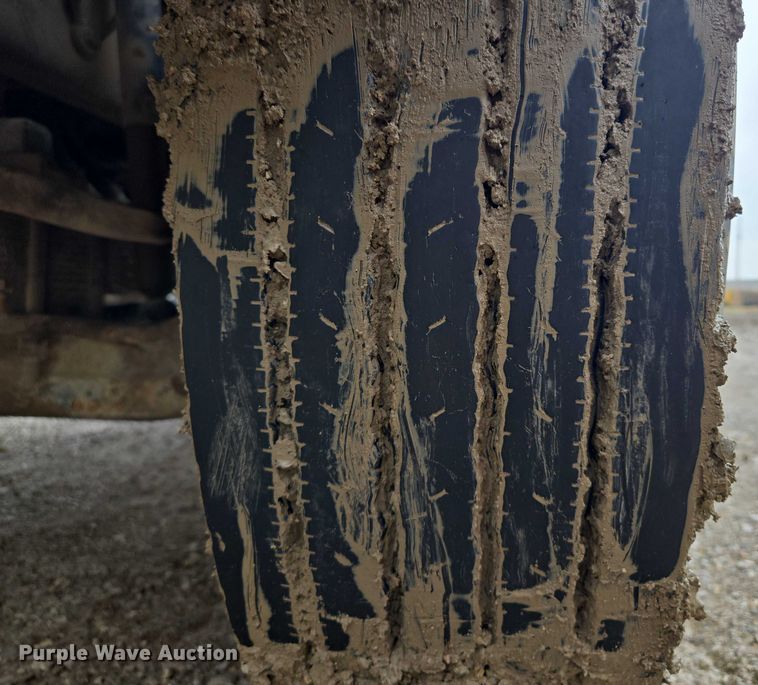 image for item EM7449 1999 Sterling L7501 semi truck