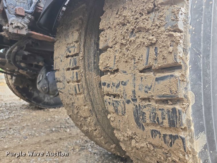 image for item EM7449 1999 Sterling L7501 semi truck