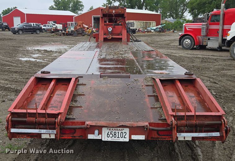 image for item EM7450 2001 Holden equipment trailer