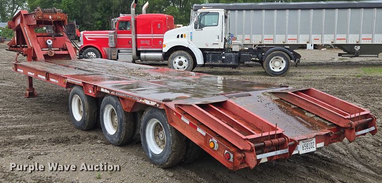 image for item EM7450 2001 Holden equipment trailer