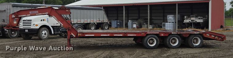 image for item EM7450 2001 Holden equipment trailer