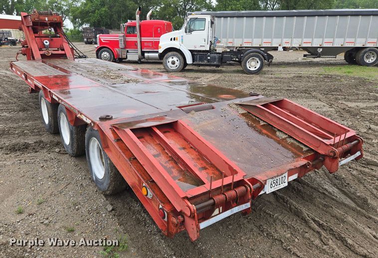 image for item EM7450 2001 Holden equipment trailer