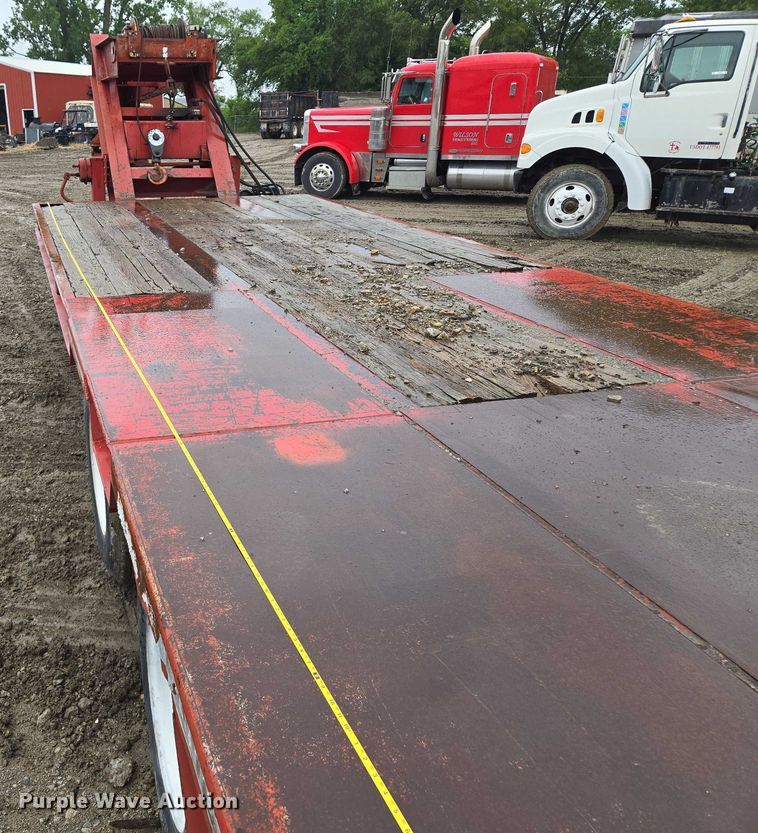 image for item EM7450 2001 Holden equipment trailer