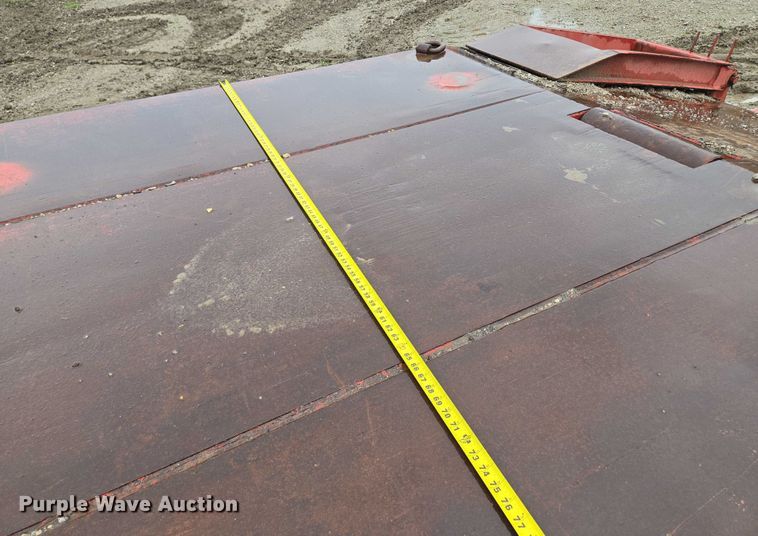 image for item EM7450 2001 Holden equipment trailer