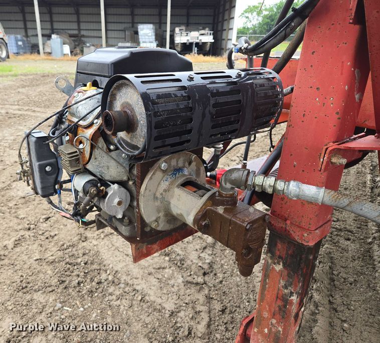 image for item EM7450 2001 Holden equipment trailer