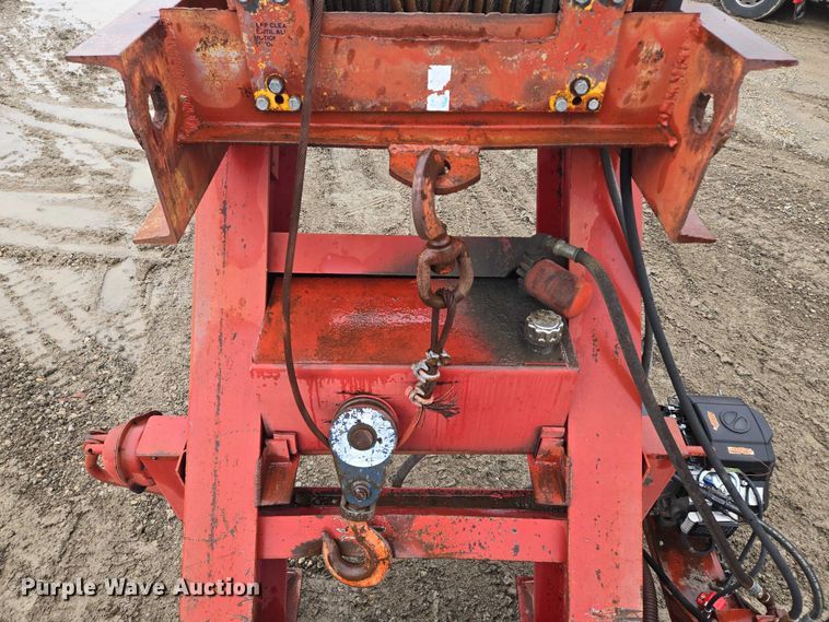 image for item EM7450 2001 Holden equipment trailer