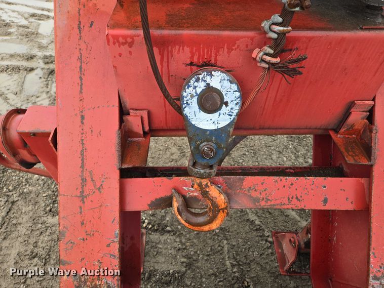 image for item EM7450 2001 Holden equipment trailer