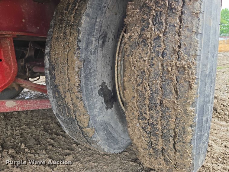 image for item EM7450 2001 Holden equipment trailer