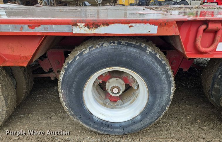 image for item EM7450 2001 Holden equipment trailer