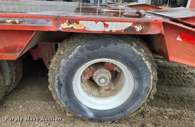 image for item EM7450 2001 Holden equipment trailer