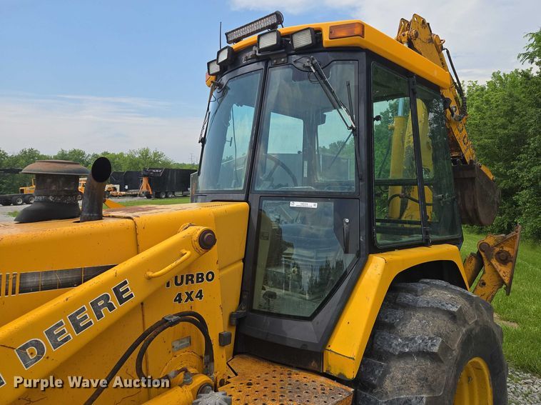 image for item EM7479 1991 John Deere 410D backhoe