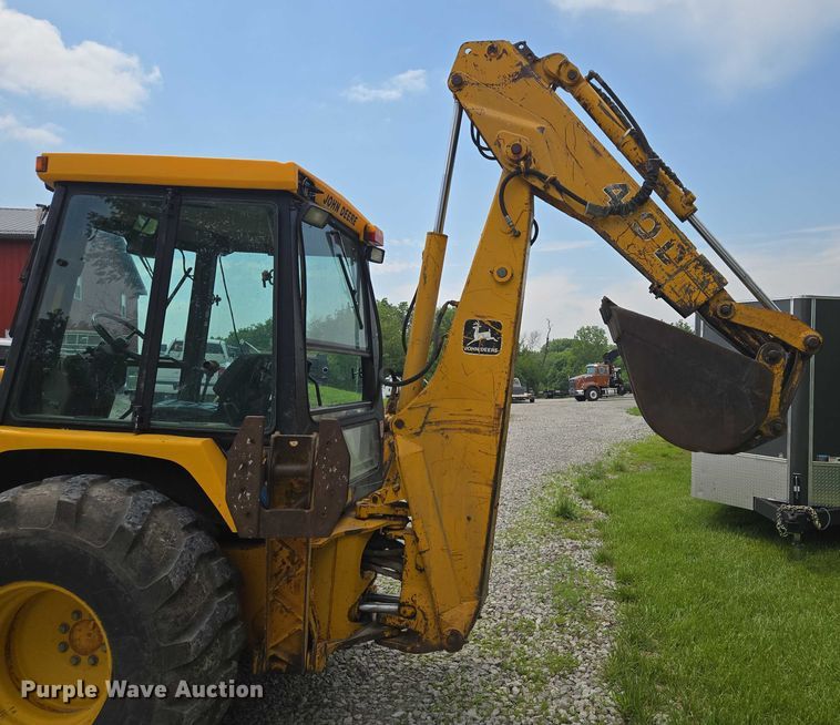 image for item EM7479 1991 John Deere 410D backhoe