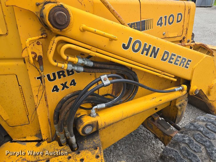 image for item EM7479 1991 John Deere 410D backhoe