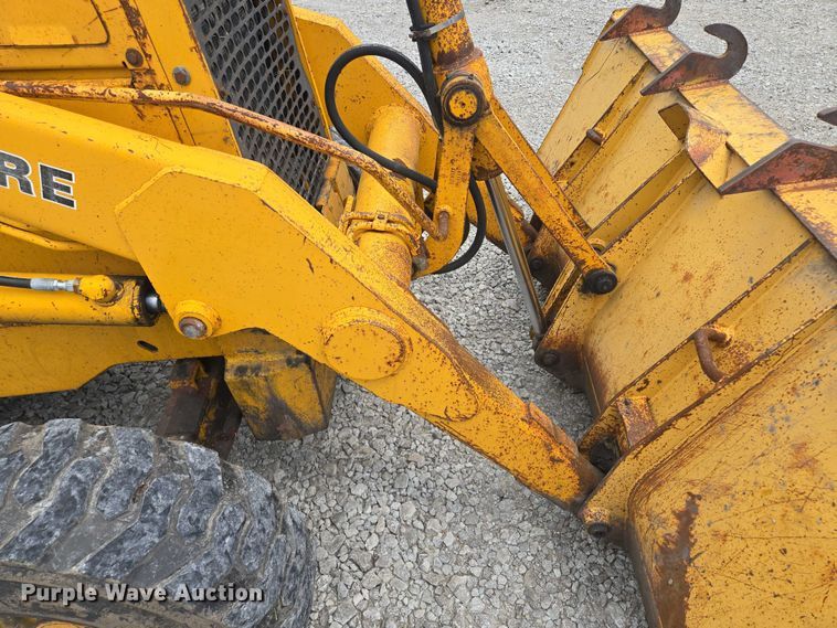 image for item EM7479 1991 John Deere 410D backhoe