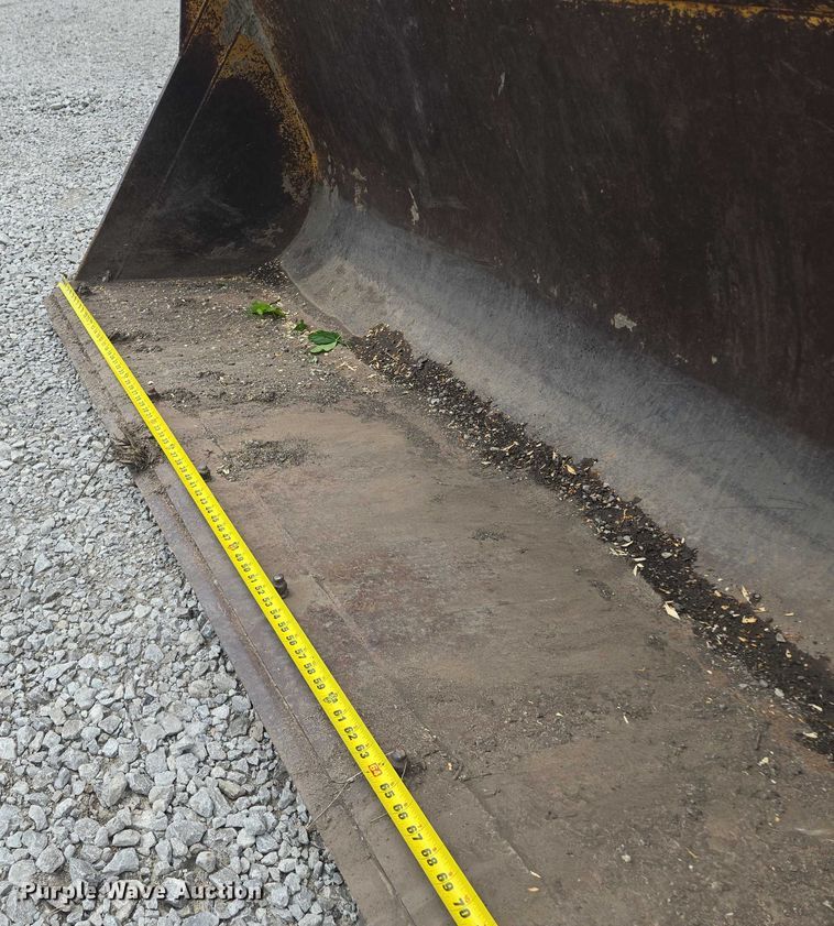 image for item EM7479 1991 John Deere 410D backhoe