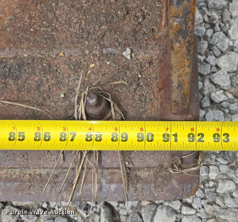 image for item EM7479 1991 John Deere 410D backhoe