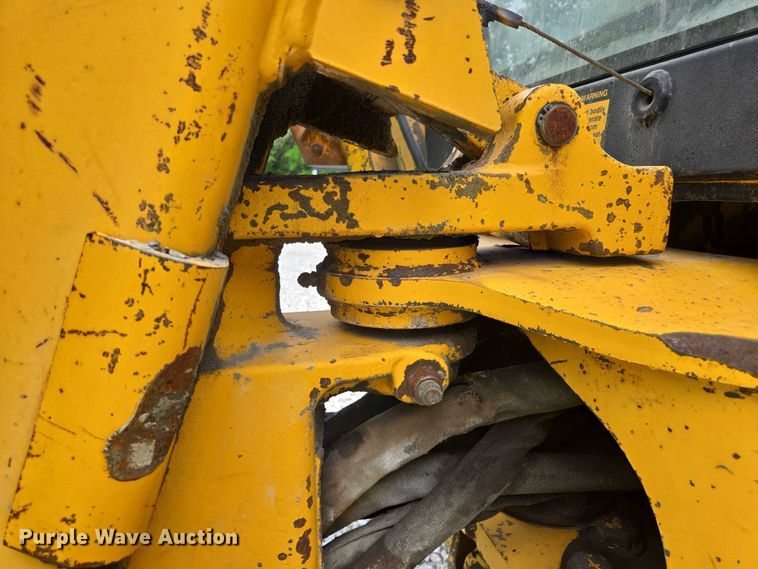 image for item EM7479 1991 John Deere 410D backhoe