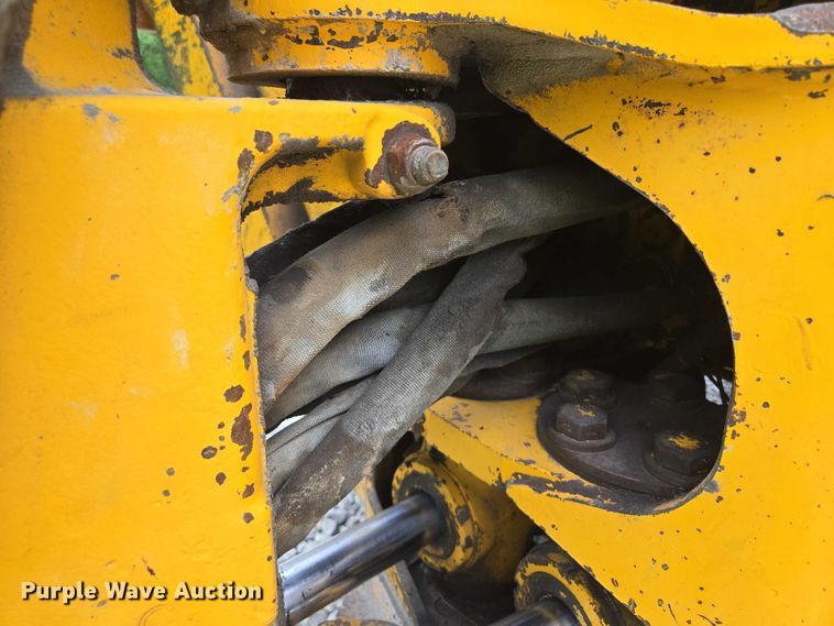 image for item EM7479 1991 John Deere 410D backhoe