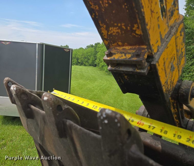 image for item EM7479 1991 John Deere 410D backhoe