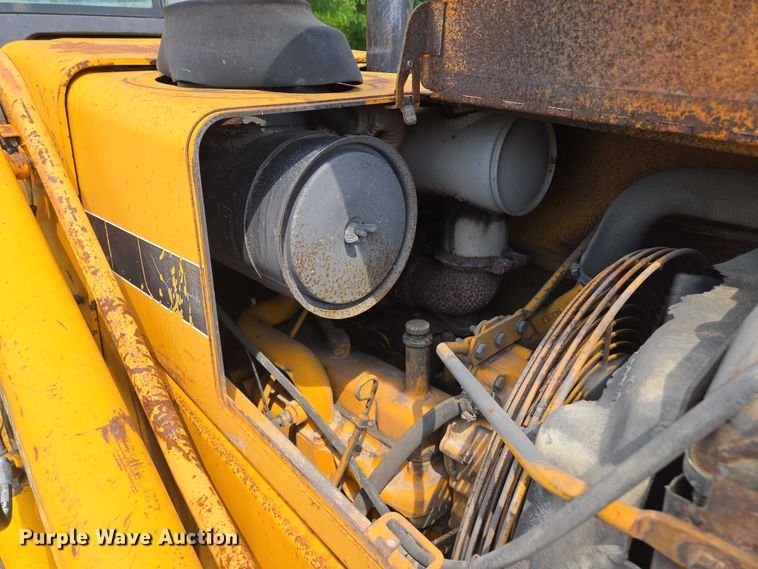 image for item EM7479 1991 John Deere 410D backhoe