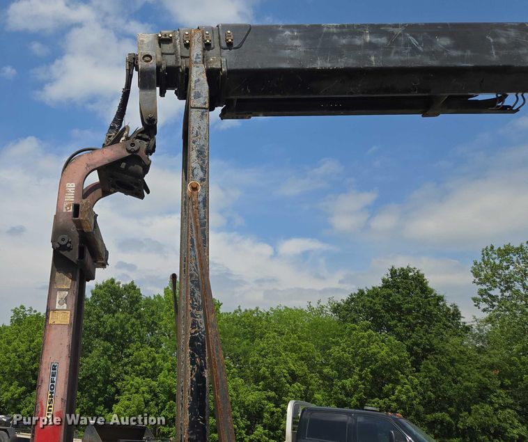 image for item EM7481 Hiab 335K-4 Hipro truck mounted crane