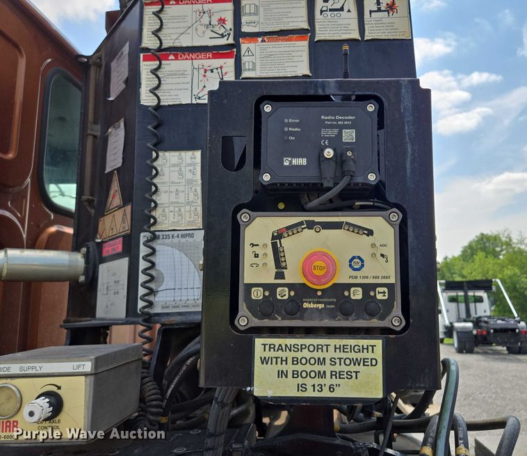 image for item EM7481 Hiab 335K-4 Hipro truck mounted crane