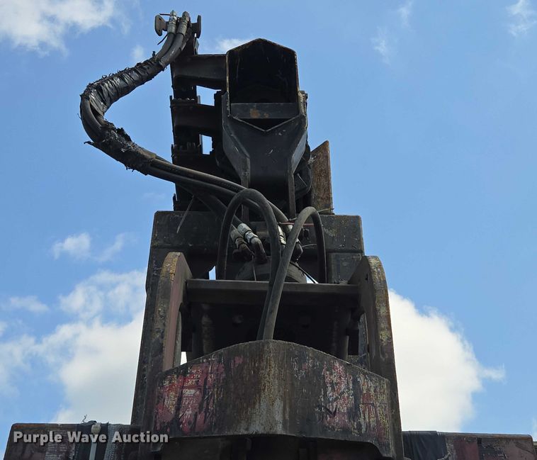 image for item EM7481 Hiab 335K-4 Hipro truck mounted crane