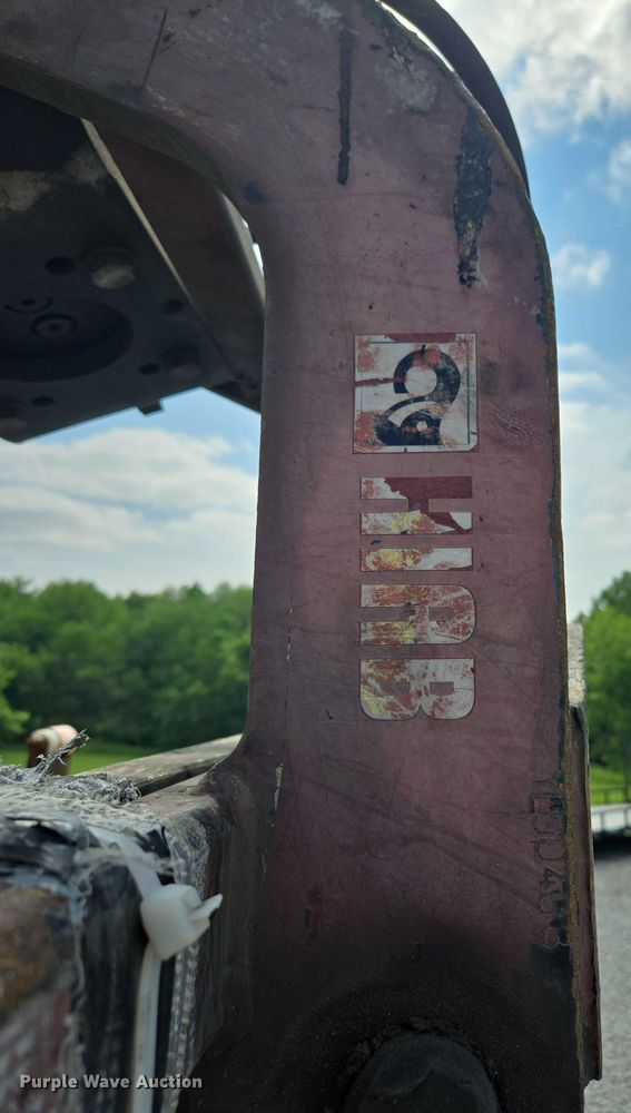 image for item EM7481 Hiab 335K-4 Hipro truck mounted crane