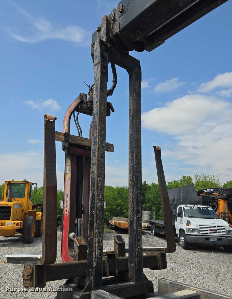 image for item EM7481 Hiab 335K-4 Hipro truck mounted crane