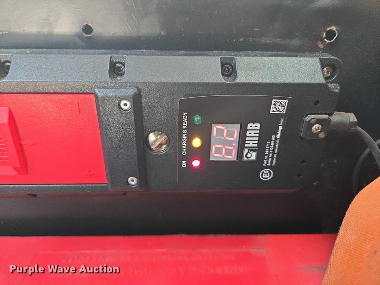 image for item EM7481 Hiab 335K-4 Hipro truck mounted crane