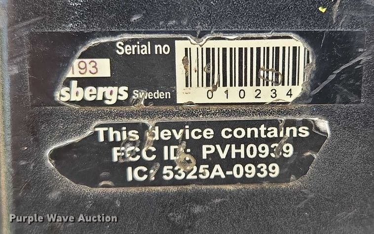 image for item EM7481 Hiab 335K-4 Hipro truck mounted crane