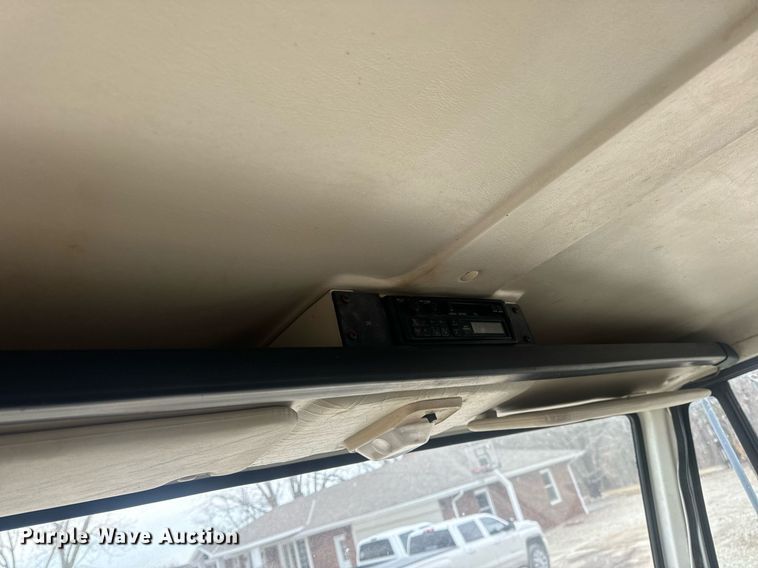 image for item EN5132 1995 Isuzu concrete pump truck