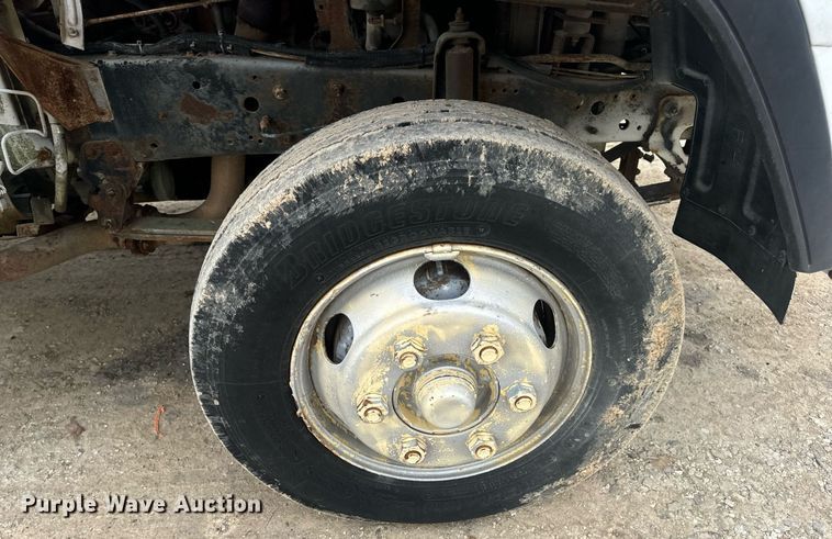 image for item EN5132 1995 Isuzu concrete pump truck