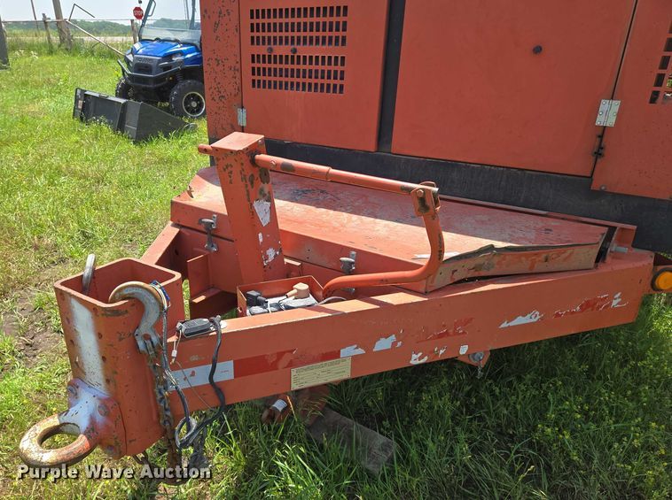 image for item EN8048 2010 Ditch Witch FX60 vacuum excavator