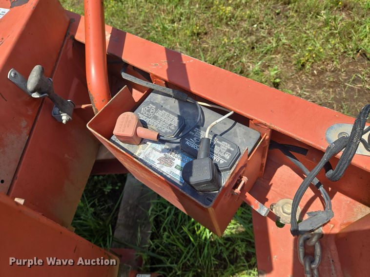 image for item EN8048 2010 Ditch Witch FX60 vacuum excavator