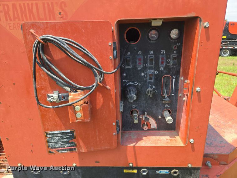 image for item EN8048 2010 Ditch Witch FX60 vacuum excavator