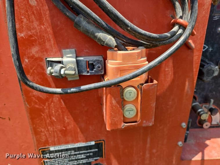 image for item EN8048 2010 Ditch Witch FX60 vacuum excavator