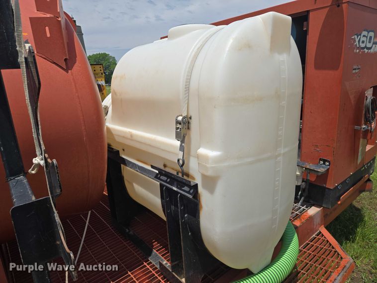 image for item EN8048 2010 Ditch Witch FX60 vacuum excavator