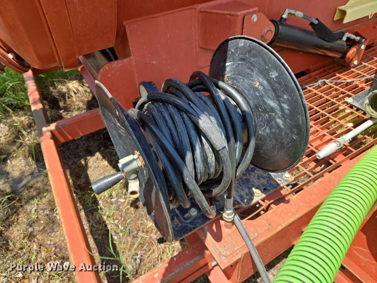 image for item EN8048 2010 Ditch Witch FX60 vacuum excavator